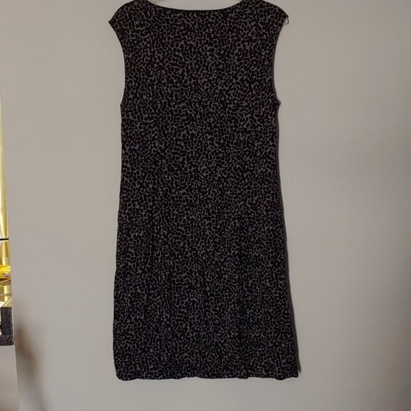 Dress - Picture 4 of 6